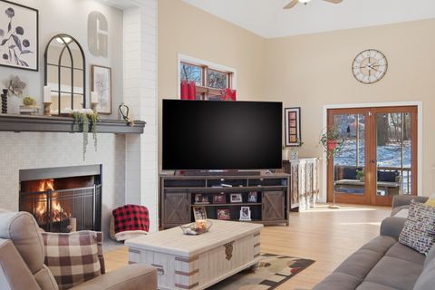 Tiny photo for 307 Knollwood Drive, Dixon, IL 61021 (MLS # 12542007)