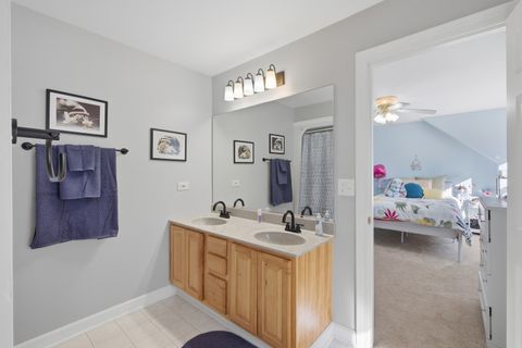 Tiny photo for 307 Knollwood Drive, Dixon, IL 61021 (MLS # 12542007)