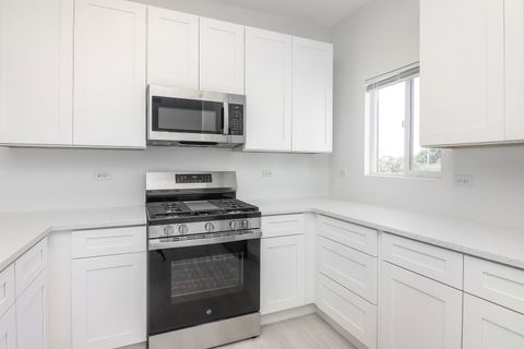Tiny photo for 101 Enclave Circle #C, Bolingbrook, IL 60440 (MLS # 12447443)