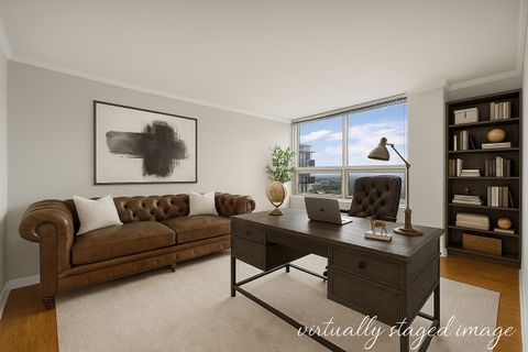 Tiny photo for 5733 N Sheridan Road #28B, Chicago, IL 60660 (MLS # 12515883)