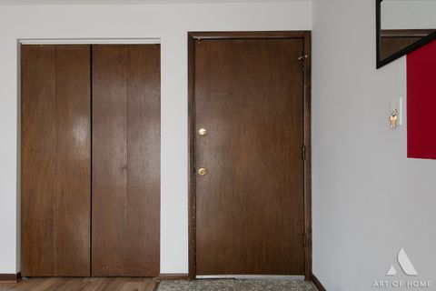 Tiny photo for 10323 Mayfield Avenue #2D, Oak Lawn, IL 60453 (MLS # 12621820)