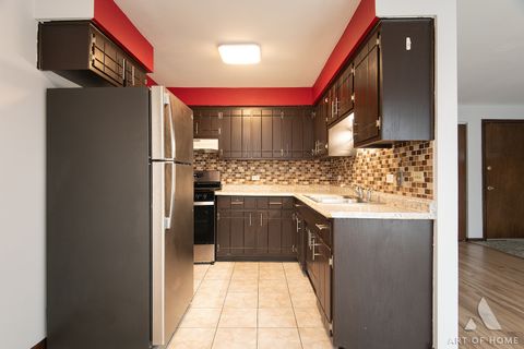 Tiny photo for 10323 Mayfield Avenue #2D, Oak Lawn, IL 60453 (MLS # 12621820)