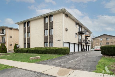 Photo of 10323 Mayfield Avenue #2D, Oak Lawn, IL 60453 (MLS # 12621820)