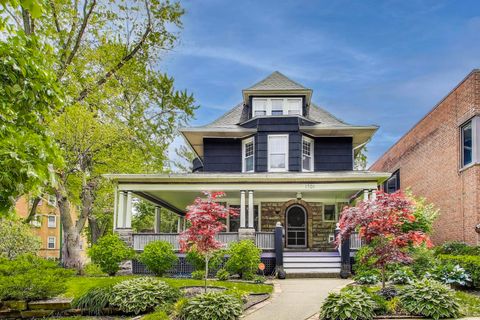1701 W Chase Avenue Chicago IL 60626