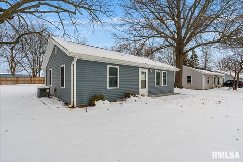 Tiny photo for 3210 W 70TH Street, Davenport, IA 52806 (MLS # QC4269971)