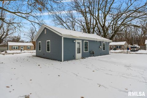 Tiny photo for 3210 W 70TH Street, Davenport, IA 52806 (MLS # QC4269971)