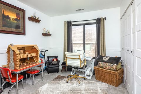 Tiny photo for 635 Limerick Lane #2B, Schaumburg, IL 60193 (MLS # 12580811)