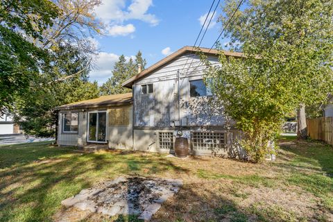 A home in Oak Forest