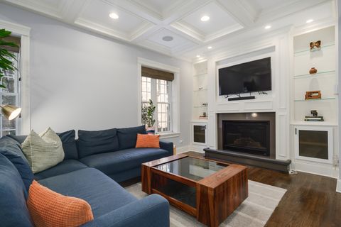 Tiny photo for 2852 W Fletcher Street, Chicago, IL 60618 (MLS # 12580952)