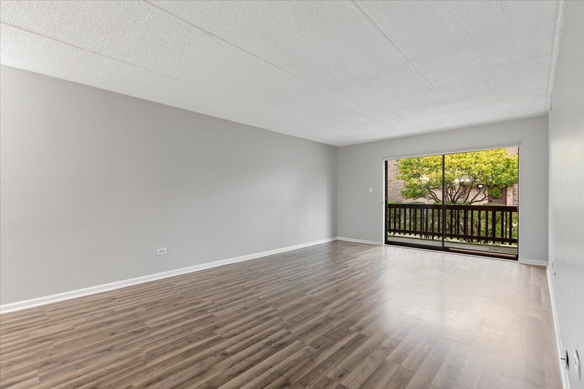 8000 Woodglen Lane 109