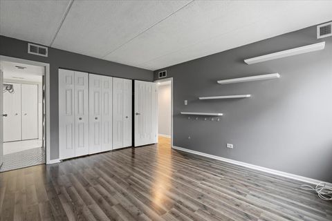 Tiny photo for 8000 Woodglen Lane #109, Downers Grove, IL 60516 (MLS # 12506494)