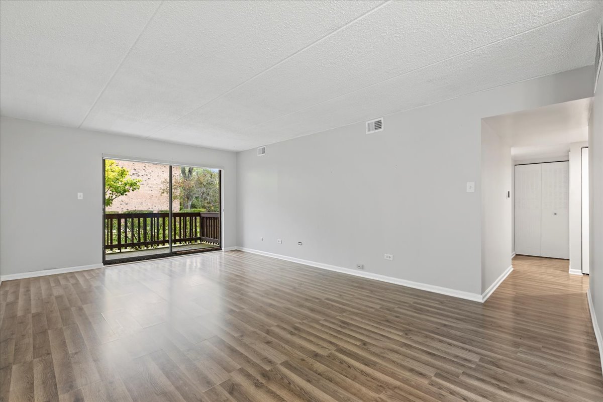 8000 Woodglen Lane 109