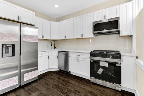 Tiny photo for 6108 S Honore Street, Chicago, IL 60636 (MLS # 12627827)