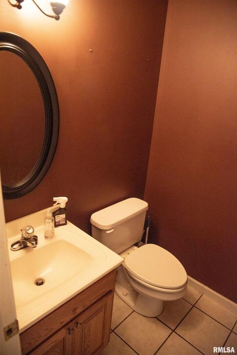 Tiny photo for 1602 Carmie Lane, Marion, IL 62959 (MLS # EB459155)