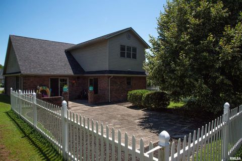 Tiny photo for 1602 Carmie Lane, Marion, IL 62959 (MLS # EB459155)