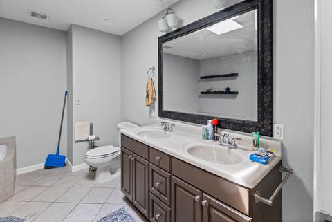 Tiny photo for 4401 Woodglen Lane, Mt Vernon, IL 62864 (MLS # 12626958)