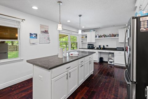 Tiny photo for 4401 Woodglen Lane, Mt Vernon, IL 62864 (MLS # 12626958)