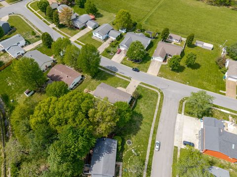 Tiny photo for 4401 Woodglen Lane, Mt Vernon, IL 62864 (MLS # 12626958)
