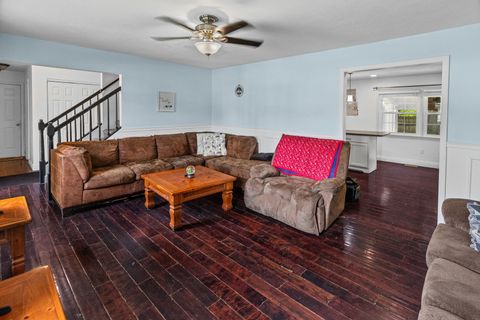 Tiny photo for 4401 Woodglen Lane, Mt Vernon, IL 62864 (MLS # 12626958)