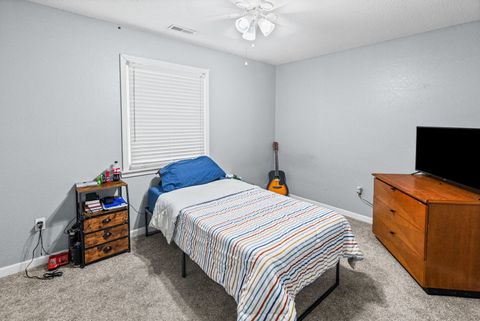 Tiny photo for 4401 Woodglen Lane, Mt Vernon, IL 62864 (MLS # 12626958)