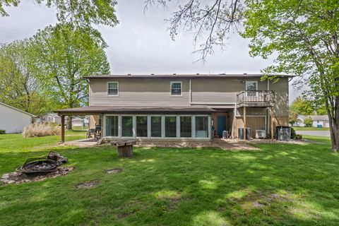 Tiny photo for 4401 Woodglen Lane, Mt Vernon, IL 62864 (MLS # 12626958)