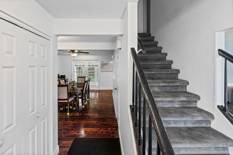 Tiny photo for 4401 Woodglen Lane, Mt Vernon, IL 62864 (MLS # 12626958)