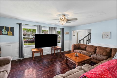 Tiny photo for 4401 Woodglen Lane, Mt Vernon, IL 62864 (MLS # 12626958)