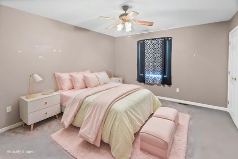 Tiny photo for 4401 Woodglen Lane, Mt Vernon, IL 62864 (MLS # 12626958)