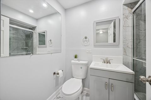 Tiny photo for 5731 Sutton Place, Hinsdale, IL 60521 (MLS # 12508677)