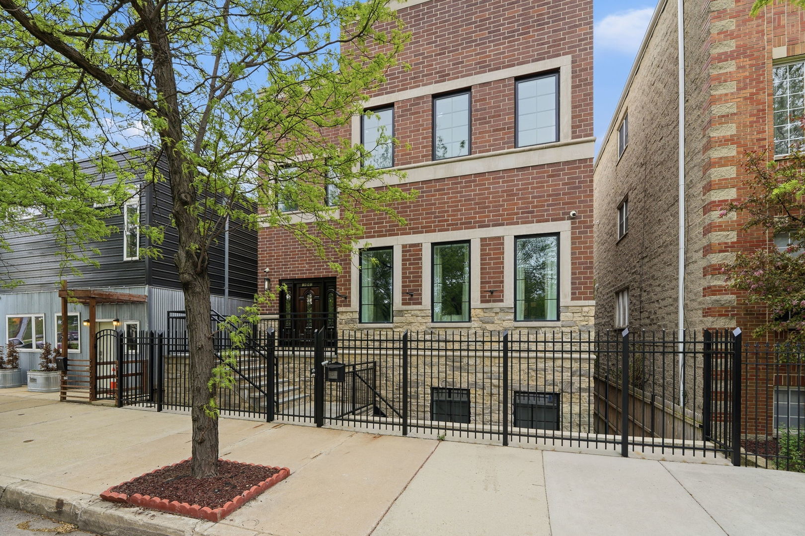 1443 N Cleaver Street