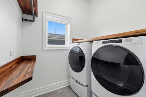 Tiny photo for 1443 N Cleaver Street, Chicago, IL 60642 (MLS # 12622999)