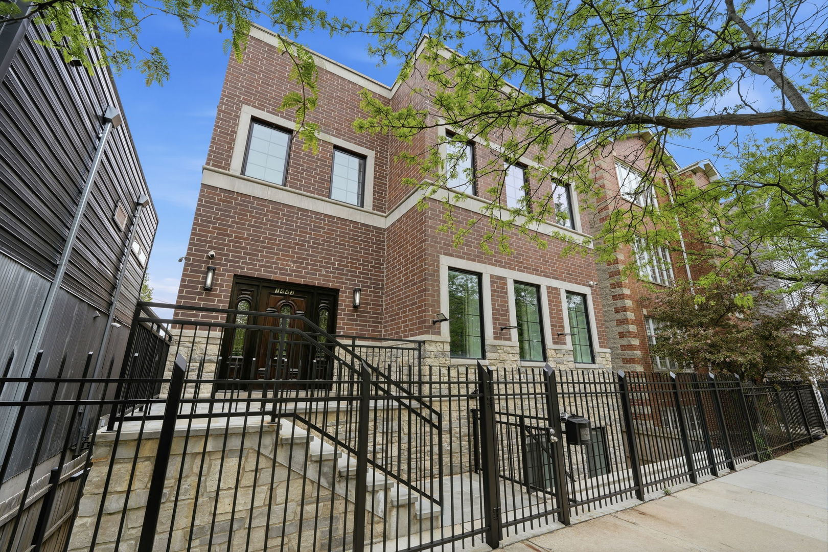 1443 N Cleaver Street