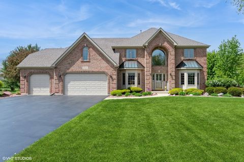 13 W Royal Oaks Drive Bristol IL 60512