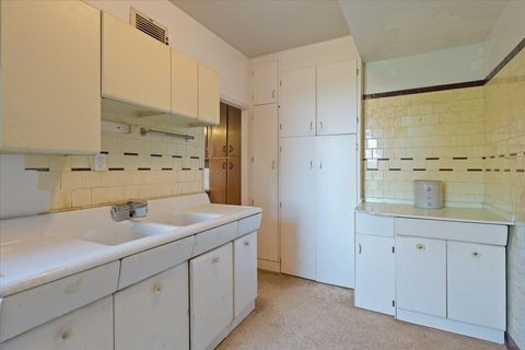 Tiny photo for 7321 S South Shore Drive #5A, Chicago, IL 60649 (MLS # 12455335)