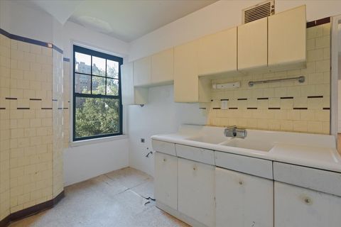 Tiny photo for 7321 S South Shore Drive #5A, Chicago, IL 60649 (MLS # 12455335)