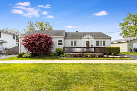 411 E 2nd Street Lockport IL 60441