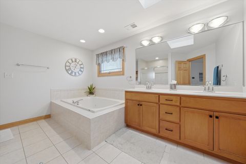 Tiny photo for 10530 Deer Chase Avenue, Orland Park, IL 60467 (MLS # 12585862)