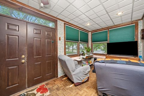 Tiny photo for 606 N Brainard Avenue, La Grange Park, IL 60526 (MLS # 12452212)