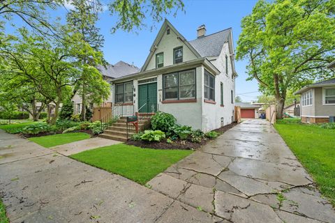 Tiny photo for 606 N Brainard Avenue, La Grange Park, IL 60526 (MLS # 12452212)