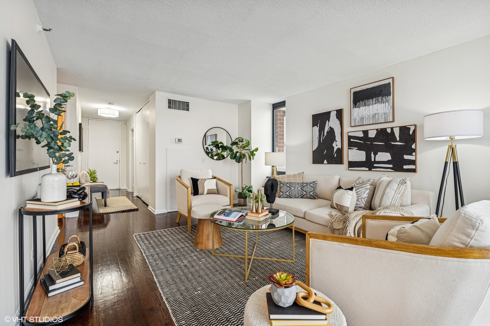 3660 N Lake Shore Drive 4502