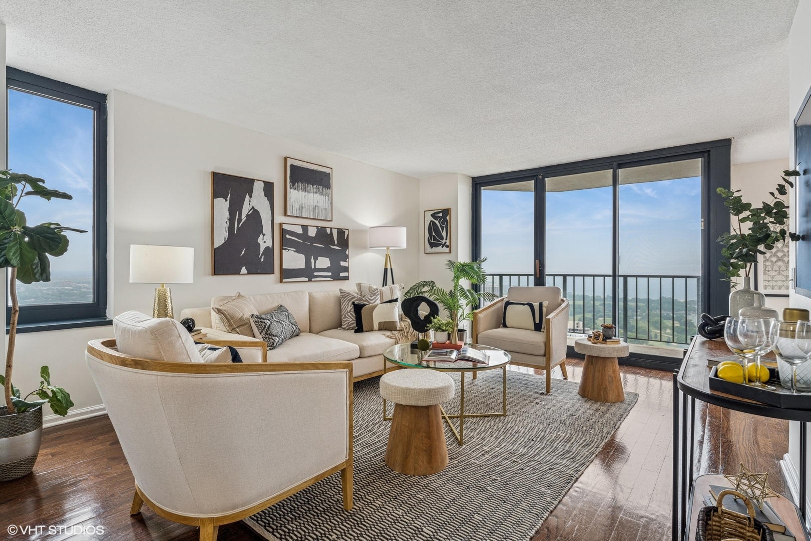 3660 N Lake Shore Drive 4502