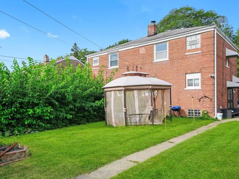 Tiny photo for 327 Geneva Avenue, Bellwood, IL 60104 (MLS # 12458273)