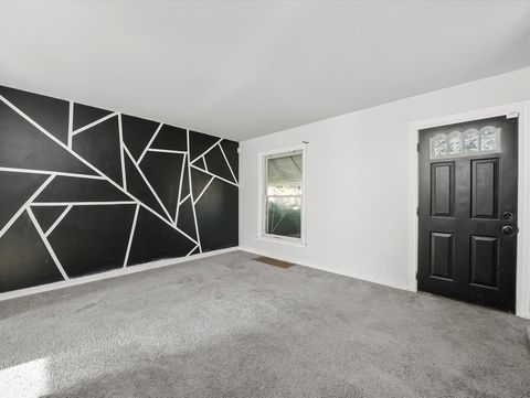 Tiny photo for 327 Geneva Avenue, Bellwood, IL 60104 (MLS # 12458273)