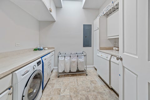 Tiny photo for 1852 W Wellington Avenue, Chicago, IL 60657 (MLS # 12682612)
