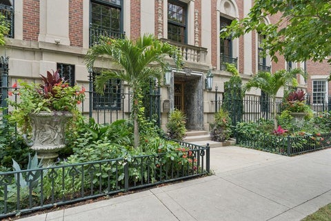 Tiny photo for 1355 N Astor Street #1, Chicago, IL 60610 (MLS # 12747120)
