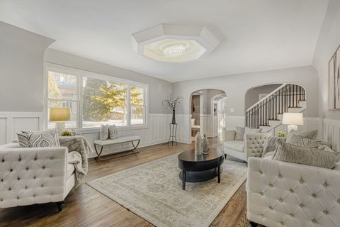 Tiny photo for 9001 S Claremont Avenue, Chicago, IL 60643 (MLS # 12596255)