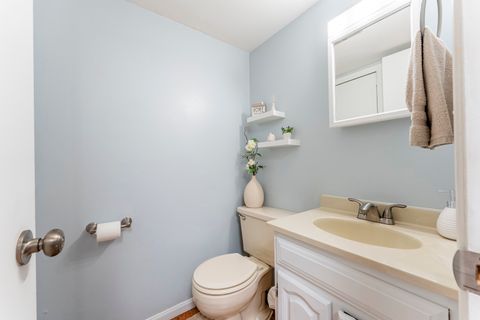 Tiny photo for 32 Wildwood lane G, Bolingbrook, IL 60440 (MLS # 12633967)