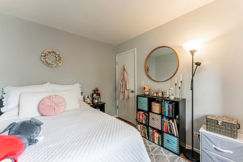 Tiny photo for 32 Wildwood lane G, Bolingbrook, IL 60440 (MLS # 12633967)