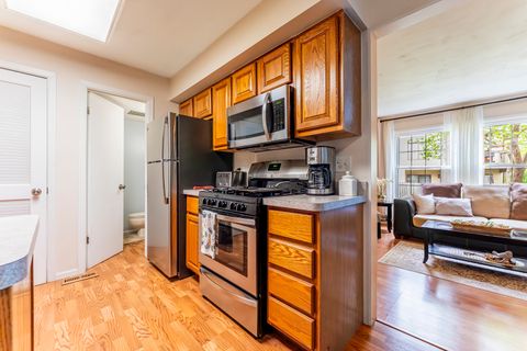 Tiny photo for 32 Wildwood lane G, Bolingbrook, IL 60440 (MLS # 12633967)