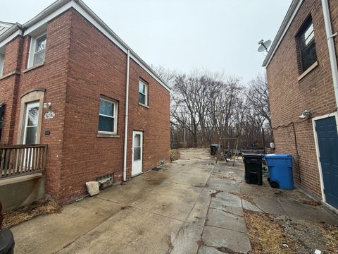 Tiny photo for 2512 E 95th Place, Chicago, IL 60617 (MLS # 12587935)